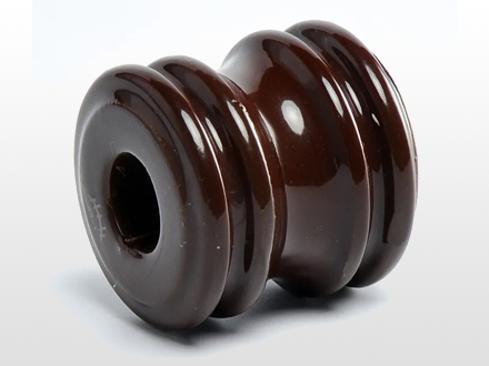 Катушечные изоляторы